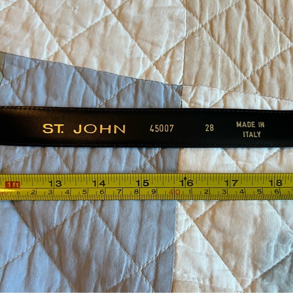 Vintage 80’s St. John Sport Leather Belt Gold Buckle Size 28 main image 4
